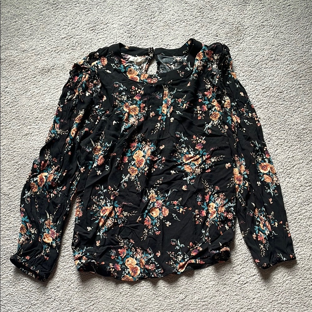 Maurices Black Floral Ruffled Long Sleeve Blouse
